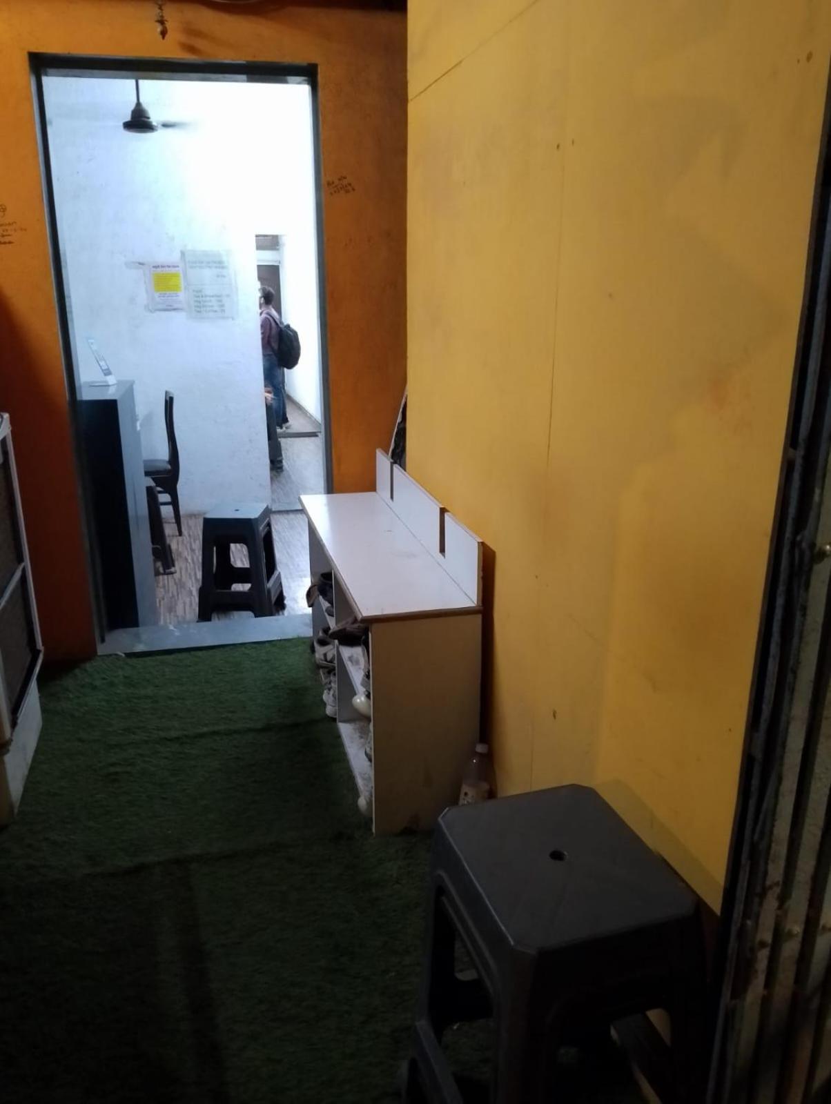 Bapuji Dormitory Hostel Mumbai Exterior foto
